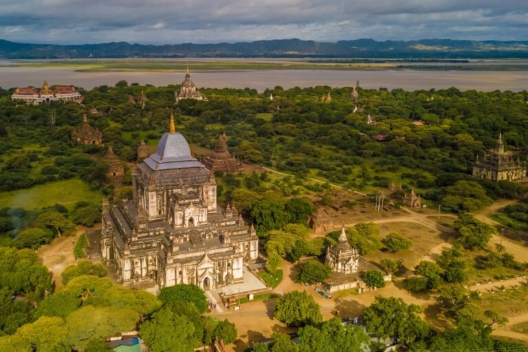 Bagan Temples Guide: Visa, Etiquette and Safety Tips for Myanmar