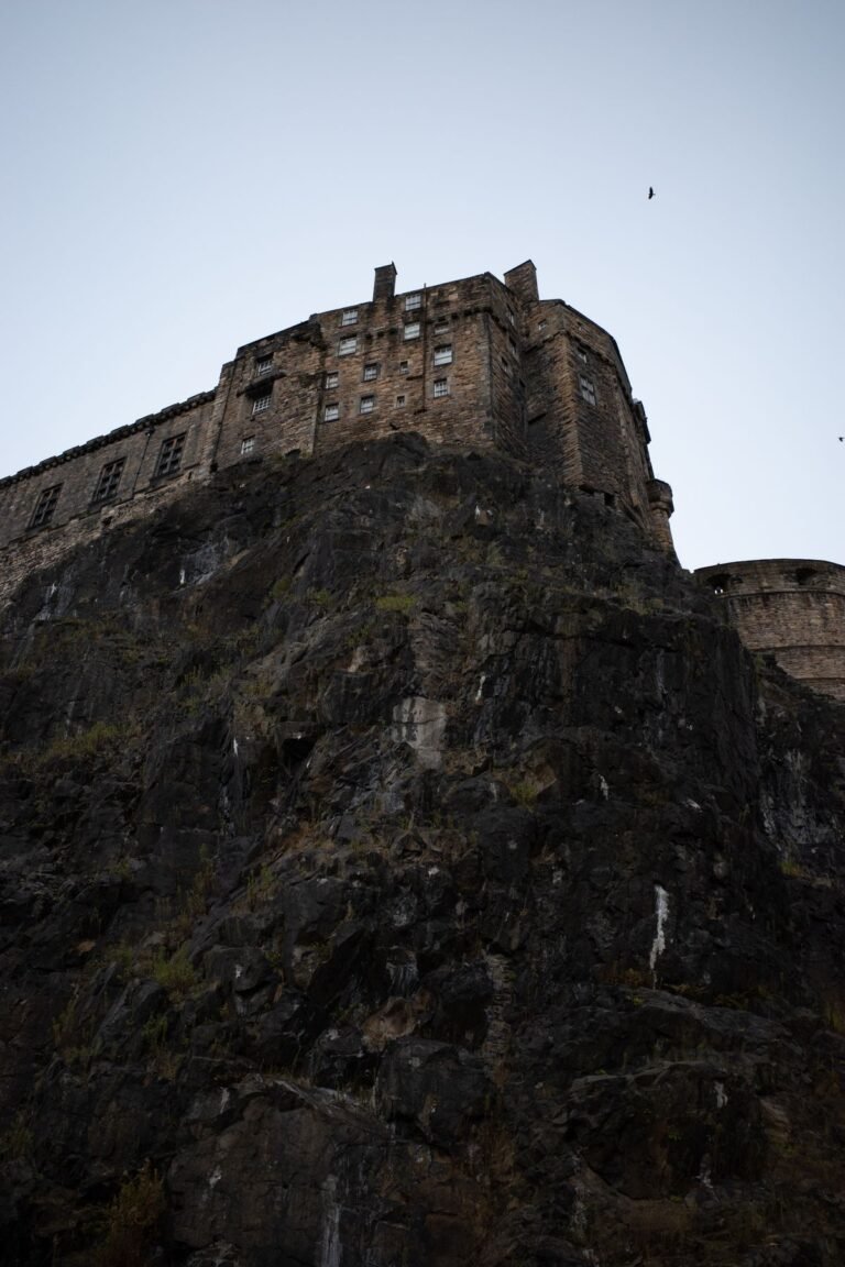 Edinburgh Travel Guide: The Castle, the Old Town and a City Built on Rock
