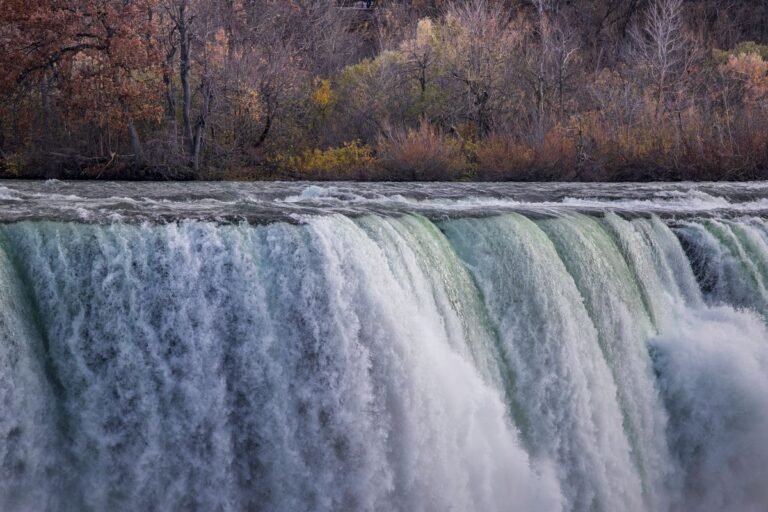 Niagara Falls Tickets: Entry Rules, Safety and What Nobody Warns You About
