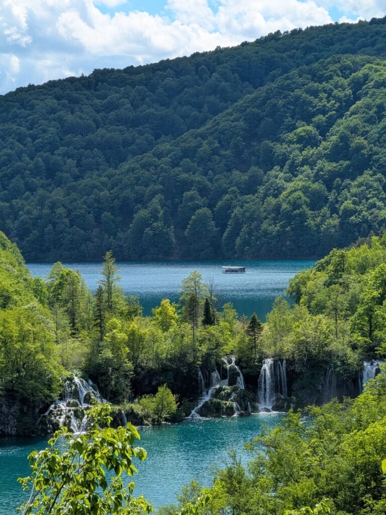 Plitvice Lakes Tickets and Visitor Guide: Travertine Cascades and How to Plan the Walk