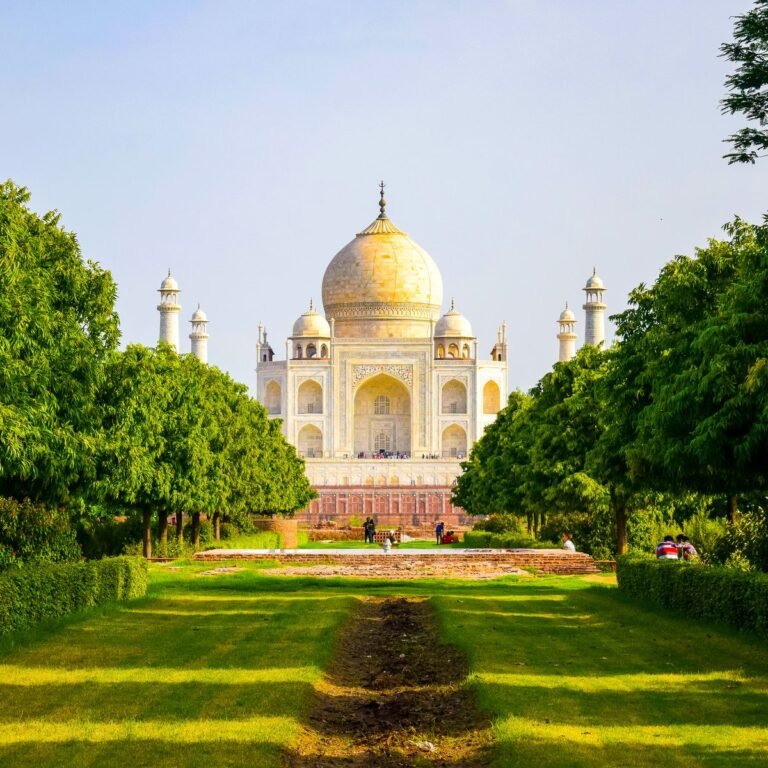 Taj Mahal Tickets, Entry Rules and Visiting Tips: What Every Traveller Should Know