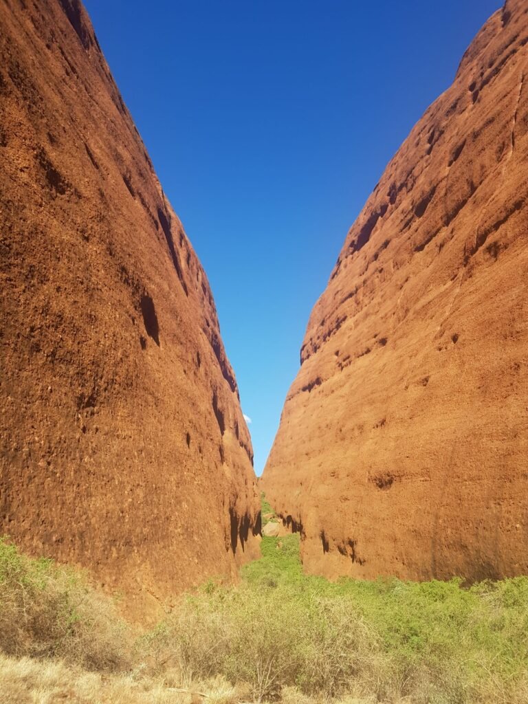 Uluru Ayers Rock: A Red Centre Guide to Itineraries, Seasons and the Climb Ban